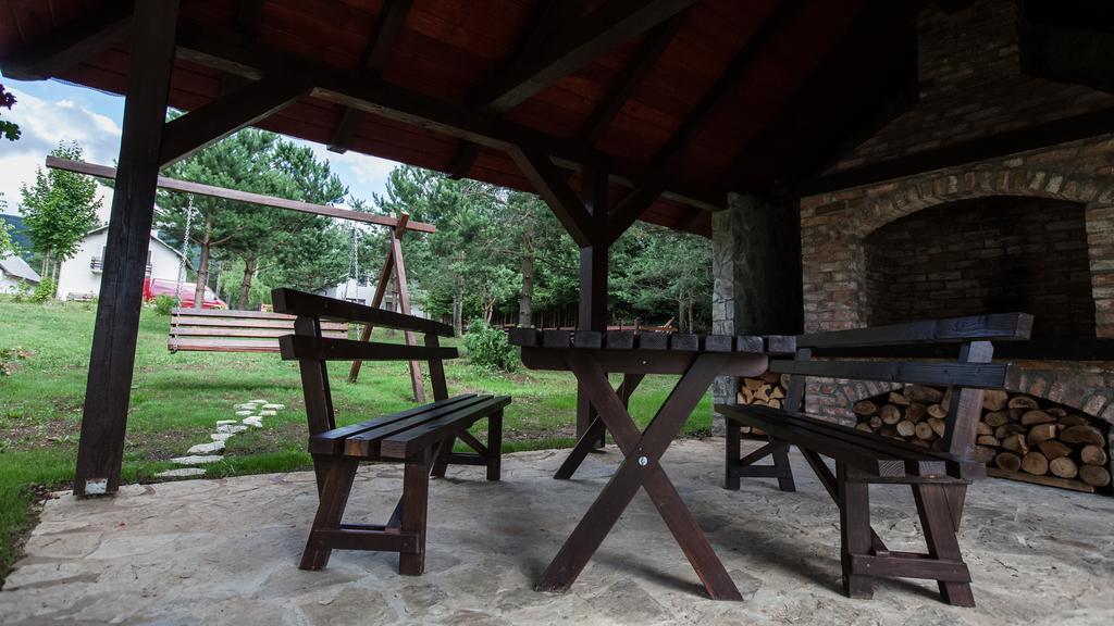 Guest House Rustico Korenica Exterior foto
