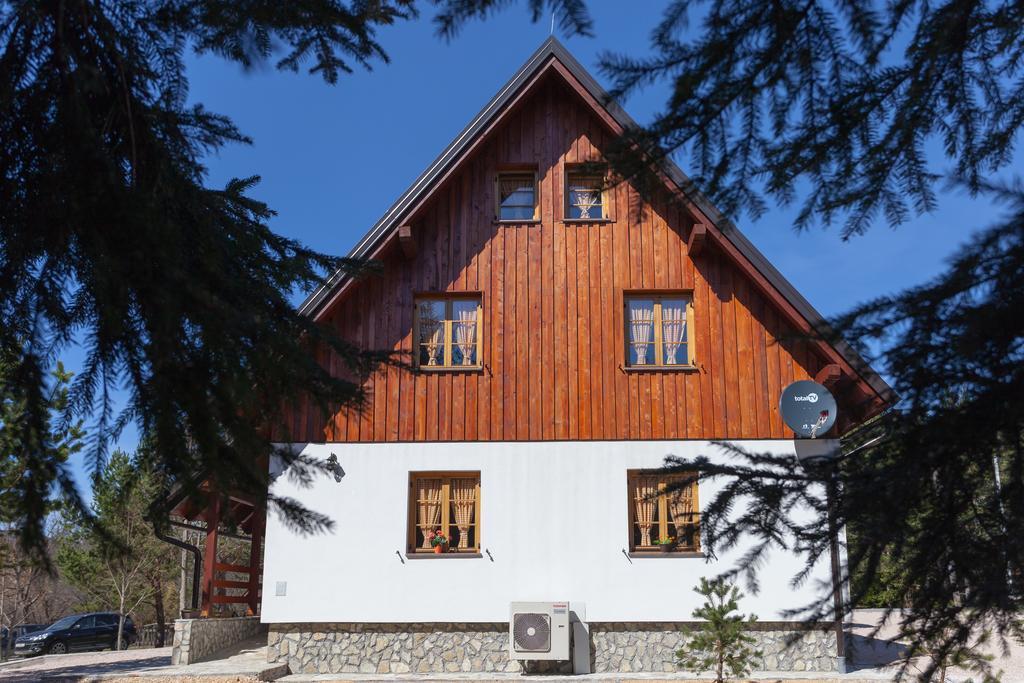 Guest House Rustico Korenica Exterior foto