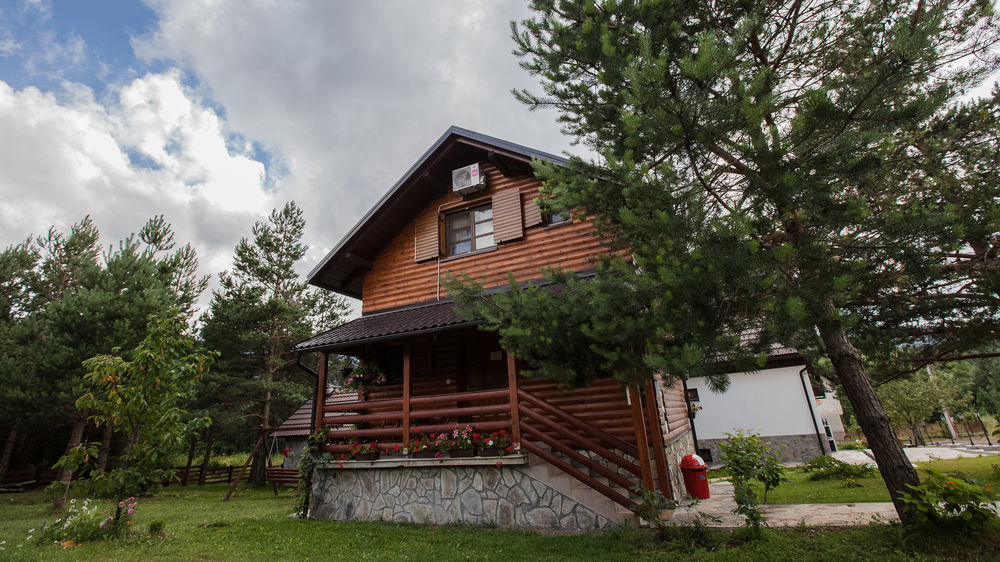 Guest House Rustico Korenica Exterior foto