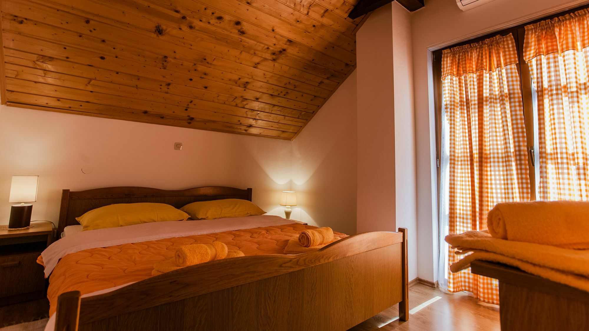 Guest House Rustico Korenica Exterior foto